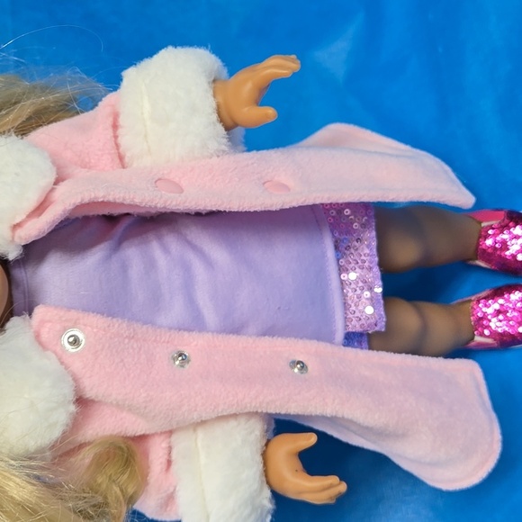 Lotus Blonde/blue Eyed 18 In Doll - Picture 4 of 7